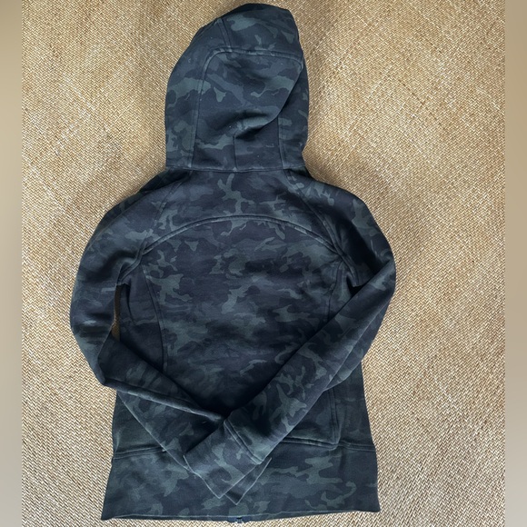lululemon athletica Camouflage Scuba Hoodie - Picture 3 of 6